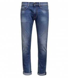 Men's regular relaxed fit jean