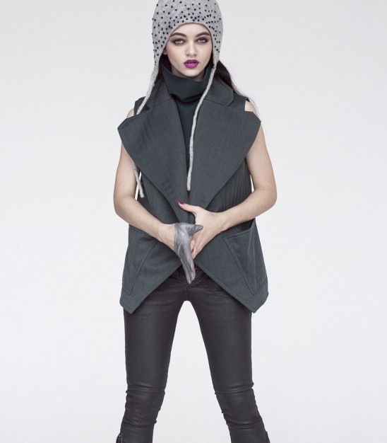 Sleeveless jacket with an open draped lapel front